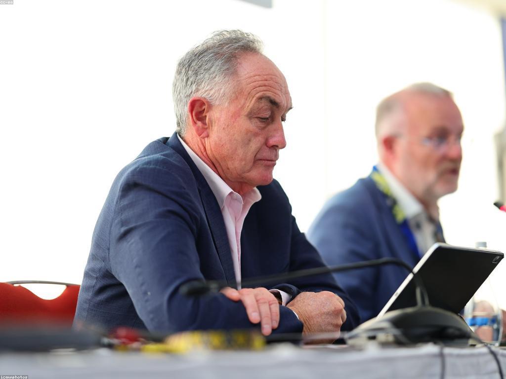 យល់ដឹងអំពីសហគមន៍និងព័ត៌មាន